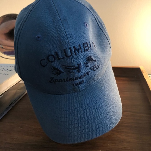 light blue columbia hat